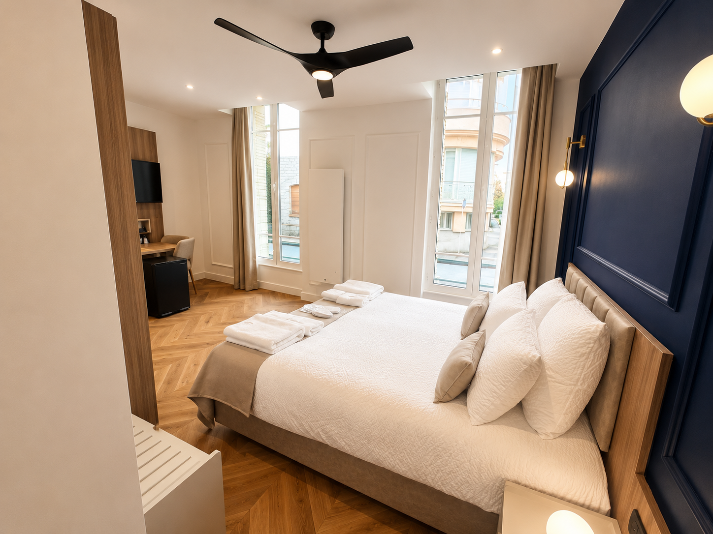 Chambre avec coin bureau, Appart' Deluxe RDC